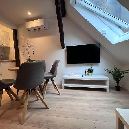 Studio Apartman Mia Загреб Экстерьер фото