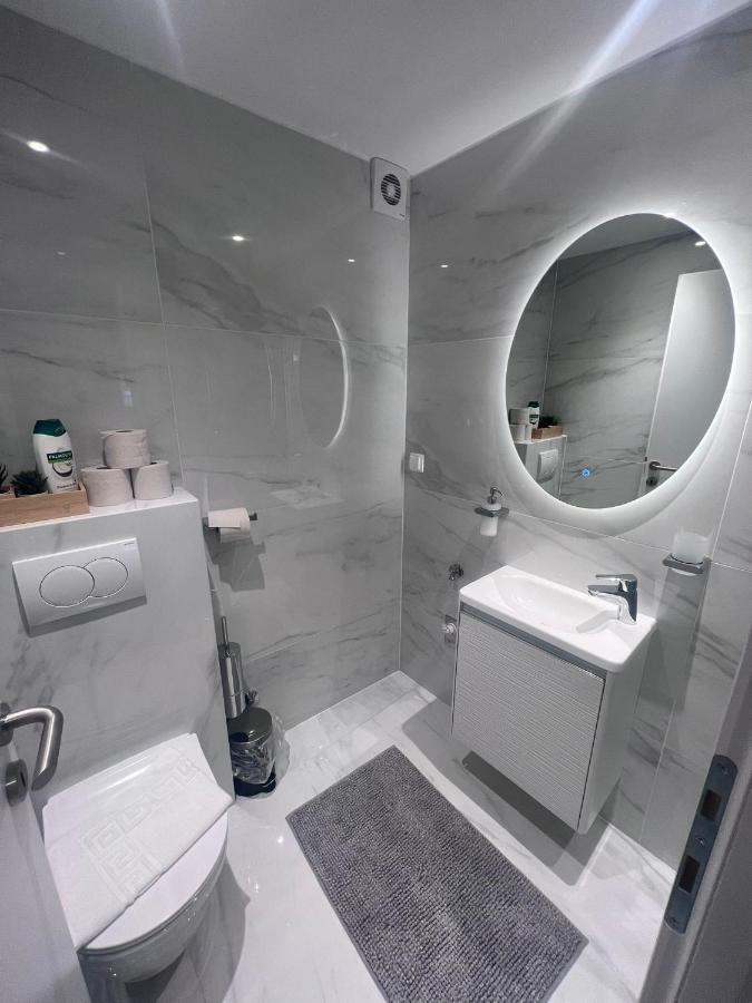 Studio Apartman Mia Загреб Экстерьер фото